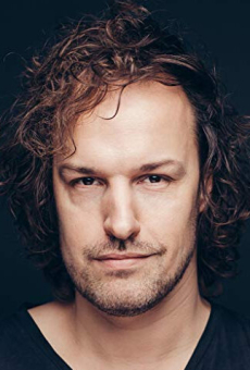 Mads Riisom