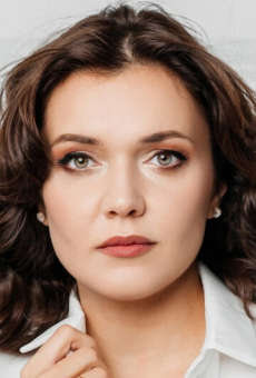 Анна Золотова